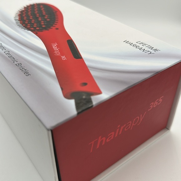 Thairapy 365 red and black thermal straightening brush main image 6